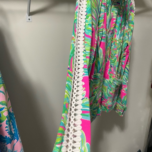 Lilly Pulitzer full zip - Picture 3 of 4